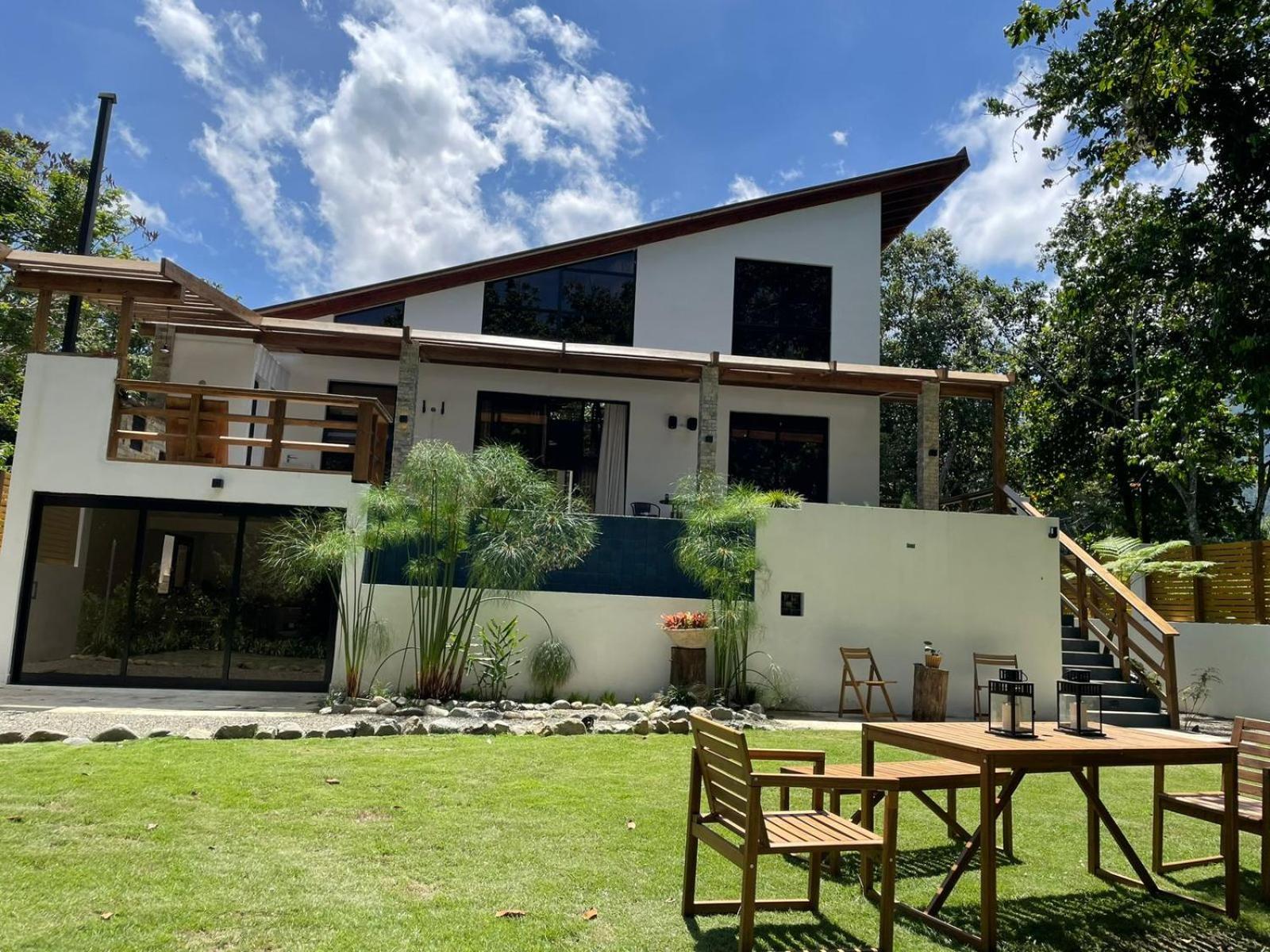 Villa Cielito Del Yaque - Jarabacoa - Rio Privado - Picuzzi Climatizado エクステリア 写真